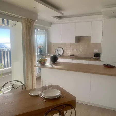 Apartment Apercu